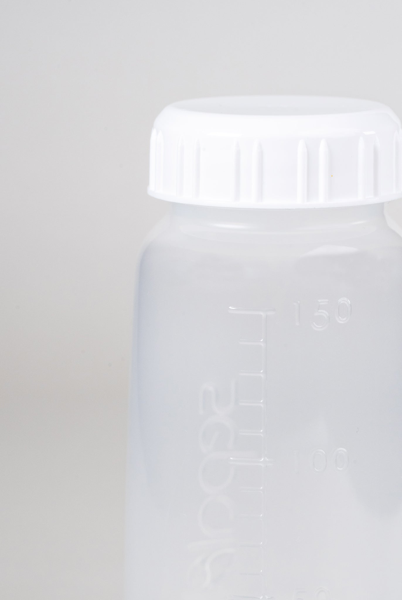 Sepal 150ml baby bottle with Sepal white cap