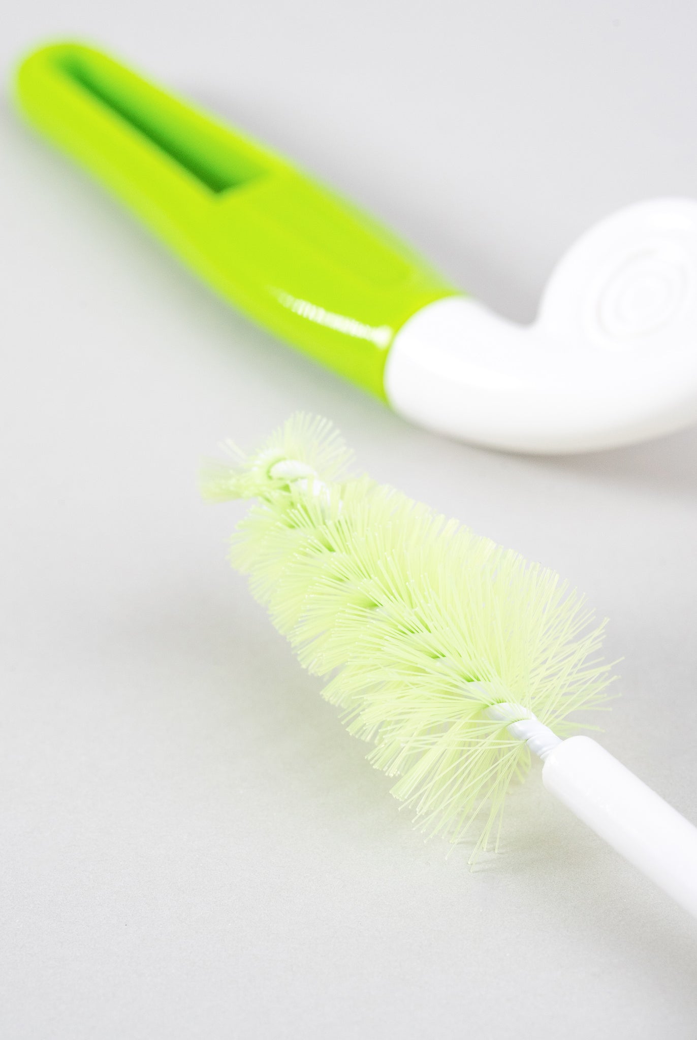 close up Sepal teat brush bristles